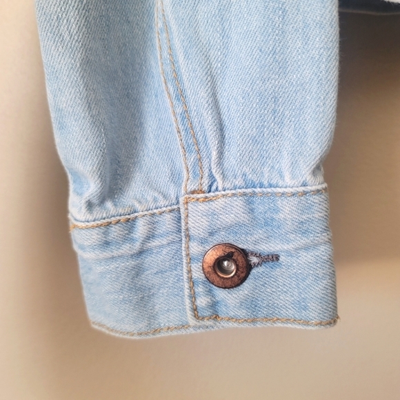 Forever 21 Boyfriend Vintage Washed Denim Jean Jacket Medium Blue - Picture 6 of 12